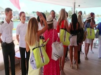 Below Deck S10E05 480p x264-mSD EZTV Below Deck S10E05 480p x264-mSD EZTV