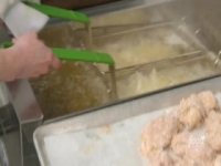 Top Chef Canada S08E03 480p x264-mSD [eztv]