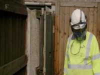 Sewermen S01E04 480p x264-mSD [eztv]