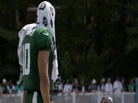 Hard Knocks S20E02 480p x264-mSD EZTV
