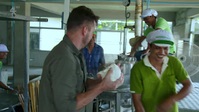 Food Unwrapped S22E00 Jimmys Asian Adventures XviD-AFG EZTV