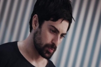 3 Percent S01E04 WEB X264-DEFLATE[eztv]