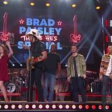 Brad Paisley Thinks Hes Special 2019 WEB h264-TBS[TGx]