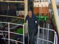 Flog It S17E27 480p x264-mSD [eztv]