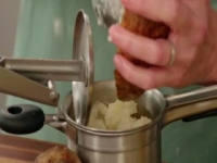 Valeries Home Cooking S08E13 All-American Boy 480p x264-mSD [eztv]
