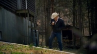 Homestead Rescue S04E01 Poisoned WEBRip x264-CAFFEiNE [eztv]