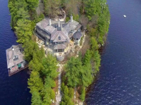 Lakefront Luxury S04E08 480p x264-mSD EZTV