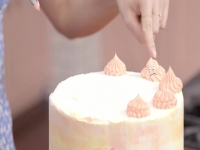 Baking It Easy 2020 S01E02 480p x264-mSD EZTV Baking It Easy 2020 S01E02 480p x264-mSD EZTV