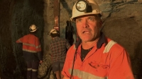 Outback Opal Hunters S06E02 720p HEVC x265-MeGusta EZTV