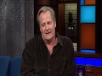 Stephen Colbert 2018 12 05 Jeff Daniels 480p x264-mSD [eztv]