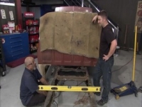 Car Fix S01E05 Getting Low 480p x264-mSD [eztv]