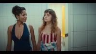 Oh Hell S01E01 720p HEVC x265-MeGusta EZTV