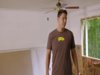Flipping Across America S02E13 Outdated Flips 480p x264-mSD EZTV