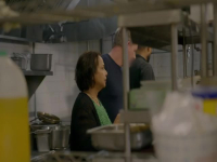 Kitchen Nightmares US S08E10 480p x264-mSD EZTV