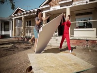 Fix My Flip S01E03 480p x264-mSD EZTV