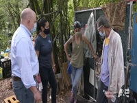 Hoarders S13E04 Carl 480p x264-mSD EZTV Hoarders S13E04 Carl 480p x264-mSD EZTV