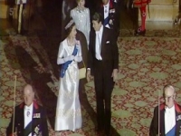 Inside Windsor Castle S01E04 480p x264-mSD [eztv]