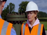 Inside The Factory S05E08 Soup 480p x264-mSD [eztv]