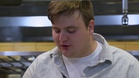 Hells Kitchen US S20E13 720p HEVC x265-MeGusta EZTV