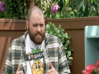 The Kitchen S21E07 Summer in a Snap 480p x264-mSD [eztv]
