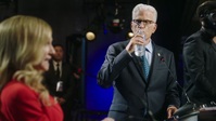 Mr Mayor S02E10 720p HEVC x265-MeGusta EZTV