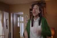 Haters Back Off S01E03 WEB X264-DEFLATE[eztv]
