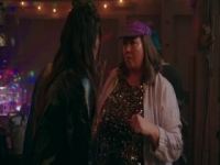 Bless This Mess S02E12 iNTERNAL 480p x264-mSD [eztv]