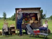 Letterkenny S08E06 480p x264-mSD [eztv]