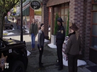 Resident Alien S01E02 480p x264-mSD EZTV Resident Alien S01E02 480p x264-mSD EZTV