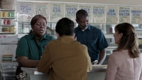 Good Girls S01E04 iNTERNAL 720p WEB x264-BAMBOOZLE[eztv]