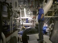 Impossible Fixes S01E08 Hell on Water 480p x264-mSD EZTV