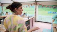 The Great British Bake Off S15E02 XviD-AFG EZTV