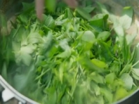 Food Lore S01E05 480p x264-mSD [eztv]