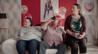 Two Doors Down S02E04 HDTV x264-RiVER[eztv]