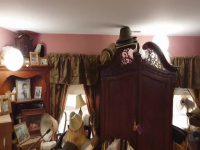 Hoarders Coming Clean S02E08 480p x264-mSD EZTV Hoarders Coming Clean S02E08 480p x264-mSD EZTV