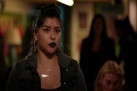 Vida S01E04 WEB H264-DEFLATE[eztv]