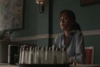 Sweetbitter S01E01 WEB H264-DEFLATE[eztv]
