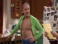George Lopez S04E07 480p x264-mSD [eztv]