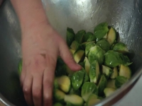 Salt Fat Acid Heat S01E04 WEB X264-AMRAP [eztv]