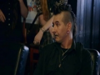 Wife Swap 2020 S02E04 480p x264-mSD [eztv]
