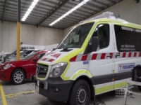 Paramedics S02E04 480p x264-mSD [eztv]