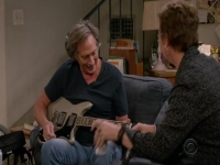 Mom S08E11 480p x264-mSD EZTV