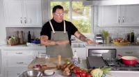 Selena plus Chef S02 WEBRip x264-ION10 EZTV