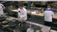 Hells Kitchen US S17E11 HDTV x264-W4F[eztv]