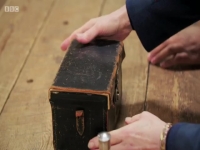 The Repair Shop S05E35 480p x264-mSD EZTV The Repair Shop S05E35 480p x264-mSD EZTV