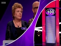 Pointless Celebrities S12E21 480p x264-mSD [eztv]