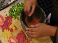 Top Chef Family Style S01E04 480p x264-mSD EZTV Top Chef Family Style S01E04 480p x264-mSD EZTV