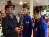 Bargain Hunt S55E01 480p x264-mSD [eztv]