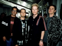 The Offspring - 2005 - Greatest Hits [EAC FLAC] (miok) [WWRG]