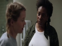 Motherland S02E01 iNTERNAL 480p x264-mSD [eztv]